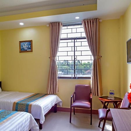 ง็อกลิญ โมเทล Motel Ap Vinh Dong ภายนอก รูปภาพ