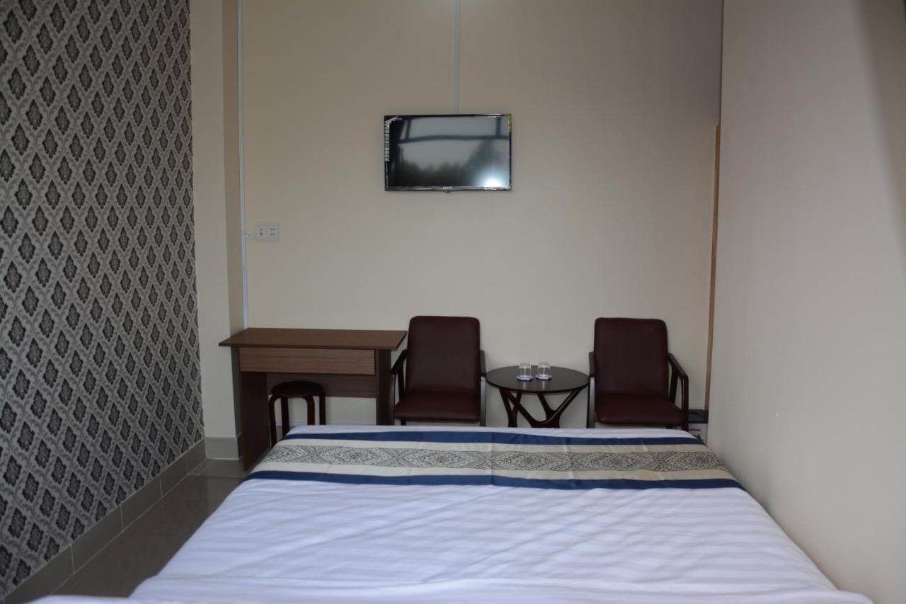 ง็อกลิญ โมเทล Motel Ap Vinh Dong ภายนอก รูปภาพ
